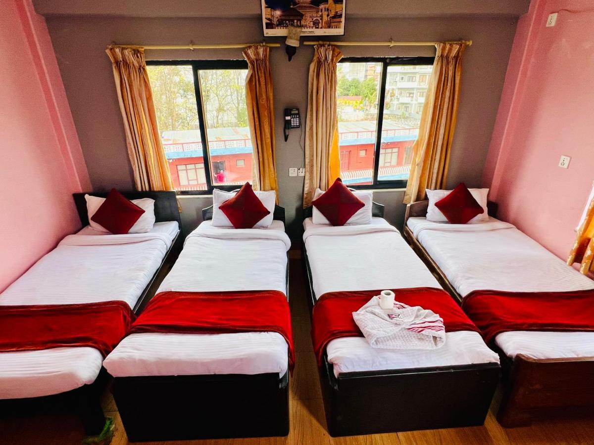 Hotel Donosti بوكْرا المظهر الخارجي الصورة