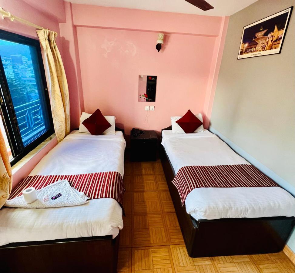 Hotel Donosti بوكْرا المظهر الخارجي الصورة